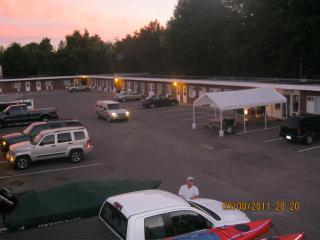 Budget Host Crestview Inn - Sault Ste. Marie - 6