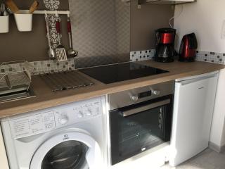 Goeland 3, studio classé climatisé, wifi, terrasses petite vue mer latérale au 3 ème étage sans ascenseur - Toulon - 2