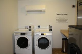 Holiday Inn Express & Suites Sioux Falls Southwest by IHG - 4