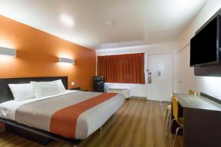 Motel 6-Claremont, CA - Claremont - 9