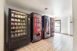Motel 6-Dallas, TX - Northeast - Garland - 1