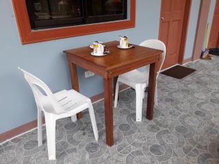 cubby's guesthouse - San Vicente - 6