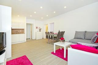Apartment Mira - Makarska - 0