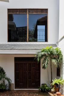 Mammoth Art Studio Pool villa in old city - Chiang Mai - 1