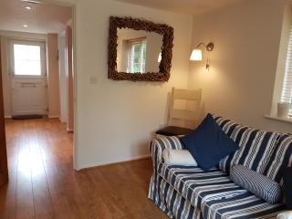 The Beekeeper's Cottage - 3