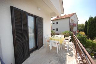 Apartment Alex by El-Pi Tours - Njivice - 9