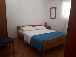 Apartments Ivanka - Starigrad - 1