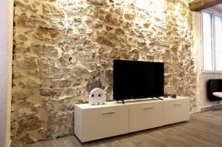 GregBnb - T2 Ancien et moderne - PARKING INCLUS - 15min Gare - Toulon - 9