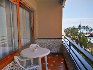 Elizabeth Beach Apartment with Seaviews! - Torremolinos - 8