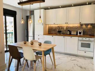 New central 2BR apartment 100m-to-beach free parking - Fuengirola - 1