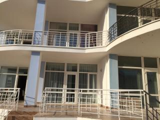 Town-house Golden Bugaz - Karolino-Buhaz - 9