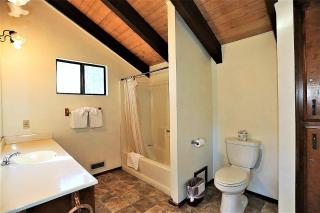 Lakeview Fishing House-121 by Big Bear Vacations - Big Bear Lake - 4