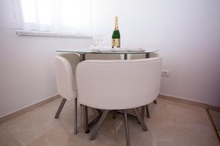 Apartments MIA 4&5 - Baška Voda - 5