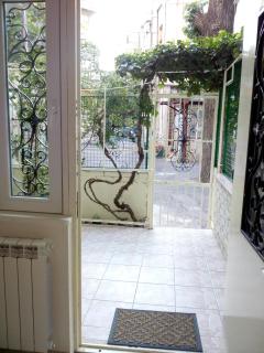 Art House Petunia - Tbilisi - 7