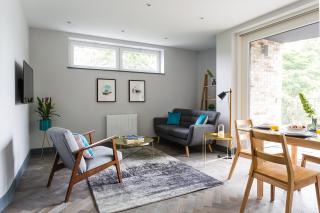 Farnborough Boutique by Viridian Apartments - Farnborough - 5