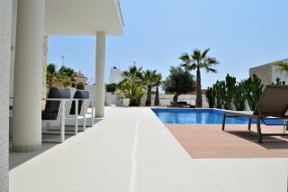 Villa with private pool - 3
