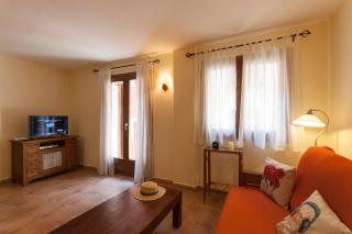Lets Holidays NEW APARTMENT CLOSE TO THE BEACH 2 - 6