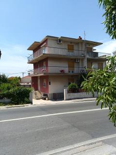 Apartments Peričić - Podstrana - 0