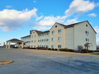 Oak Hill Inn & Suites - Canton - 6