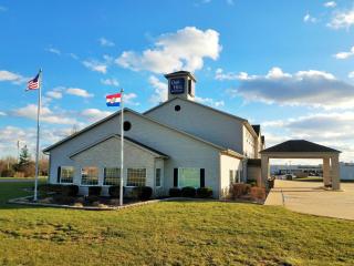 Oak Hill Inn & Suites - Canton - 7