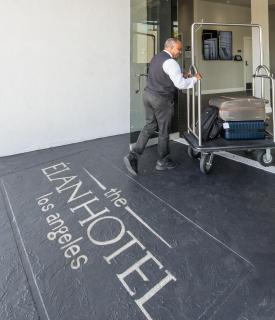 Elan Hotel - 1