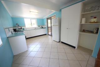 The Castle at Hat Head - No Sheets or Towels Provided - 8