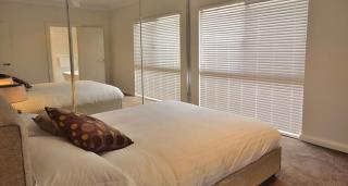 The Carnarvon Luxury Canal Home - Carnarvon - 2