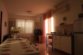 Kinneret Guesthouse - 1
