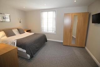Number 18 Apartments - Exeter - 1