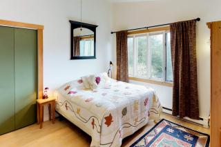 Brighton Condo #208 - 4