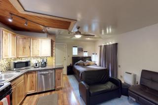 Loveland Cottage - 8