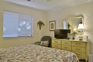 433 Oceanwoods Cottage - 4