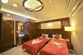 Hotel Grand Pragati - Surat - 6