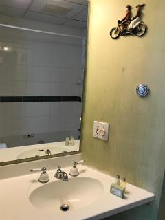 Cleveland House Inn - 9