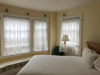 Cleveland House Inn - Newport - 5