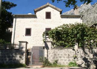 Holiday Home Ametist - Kotor - 6