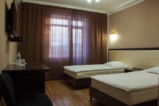 Altamira Hotel - Karakol - 9