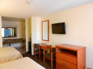 Simply Home Inn & Suites - Riverside - 4