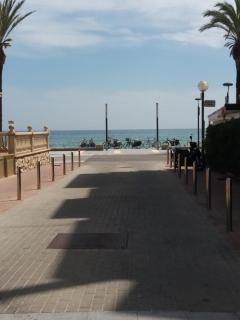 Economico apartamento 2a linea playa - Salou - 5