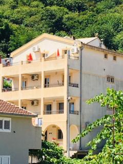 Apartments Manojlovic - Budva - 0