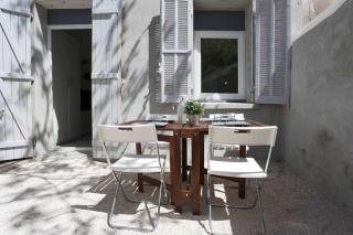 GregBnb - Studio Terrasse - PARKING INCLUS - CLIMATISÉ - 15min Gare - Toulon - 1