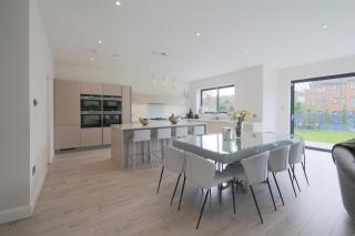 House for Wimbledon Tennis - Raynes Park - 1