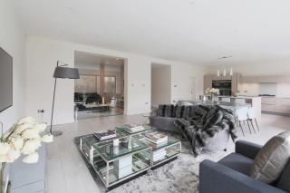 House for Wimbledon Tennis - Raynes Park - 0
