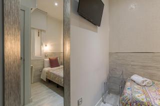 Hostal Met Madrid - 4