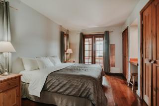 Chalets Royal Laurentien - 1