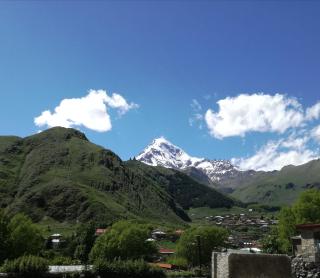 Guest House on V. Pshavela 50 - Kazbegi - 2