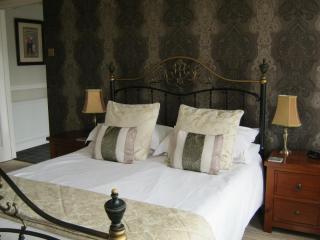 Autumn Leaves Guest House - Whitby - 1