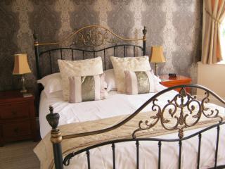 Autumn Leaves Guest House - Whitby - 3