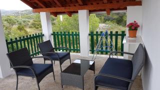 Apartman Vojaline - Milna - 1