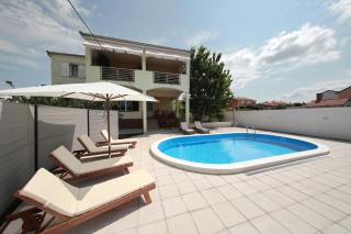 HACIENDA MIA with pool and yacuzzi, free parking - Zadar - 0